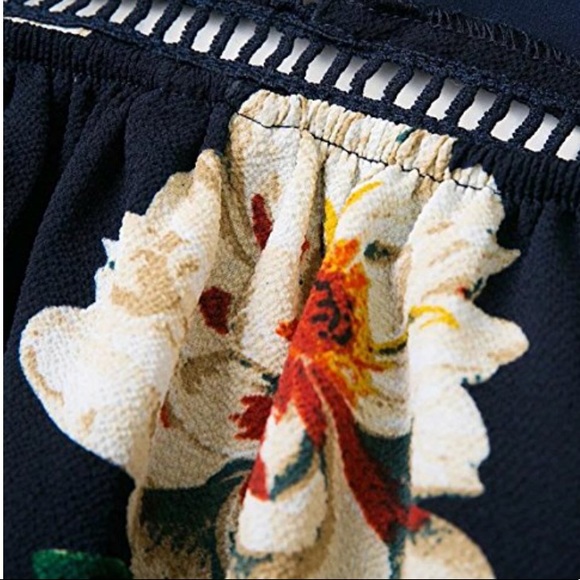 ZORA Black Floral Maxi Dress - Picture 4 of 6